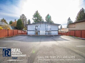 1111 SW 148th St in Burien, WA - Foto de edificio - Building Photo