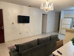 1160 SW 9th St, Unit 1 in Miami, FL - Building Photo - Building Photo
