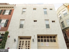 2311 Spruce St in Philadelphia, PA - Building Photo - Building Photo