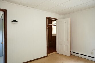 127 Upham St-Unit -2 in Melrose, MA - Foto de edificio - Building Photo