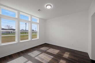 7430 Avenue E in Beasley, TX - Building Photo - Building Photo