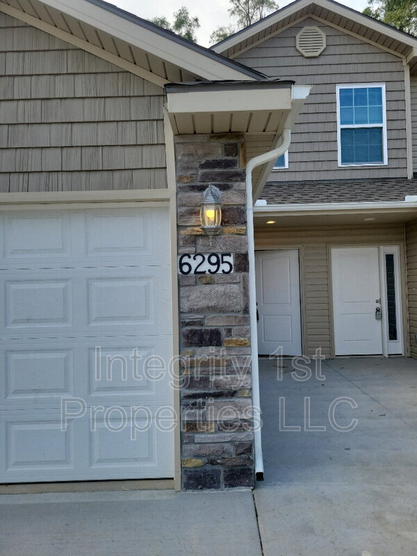 property at 6295 NE 44th St