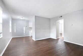 2516 Pennacook Rd in Louisville, KY - Building Photo - Building Photo