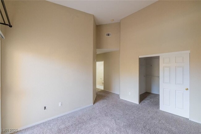 property at 900 Heavenly Hill Ct