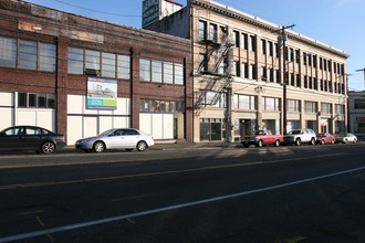 The Trace Lofts in Seattle, WA - Building Photo - Building Photo