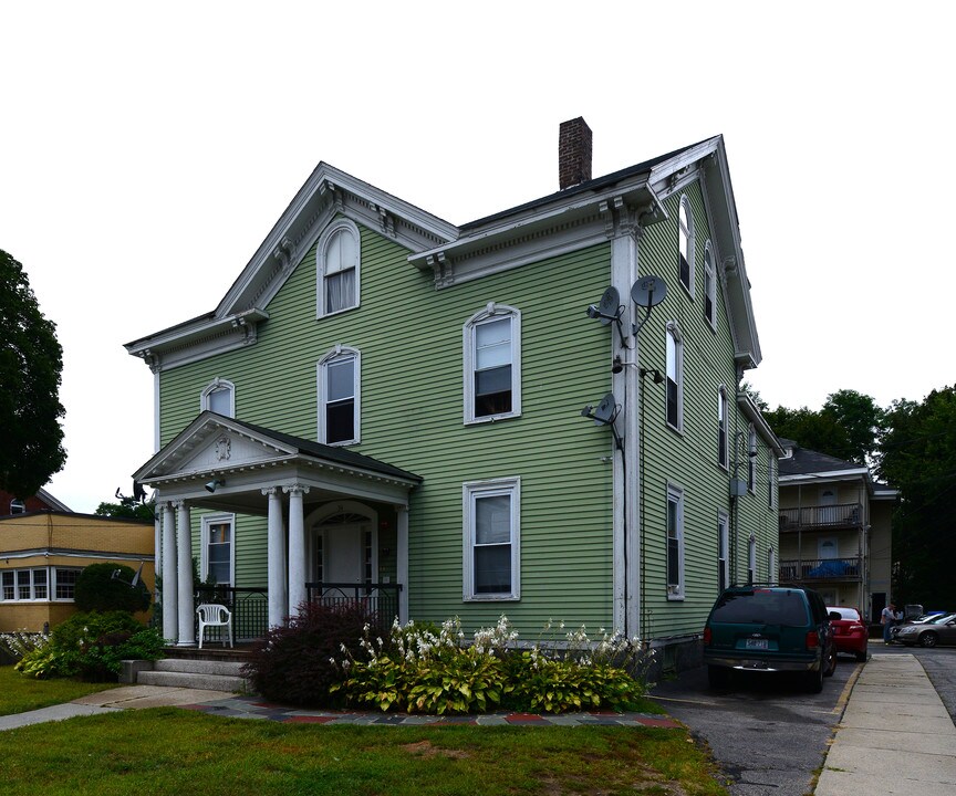 54-56 Hamlet Ave in Woonsocket, RI - Building Photo