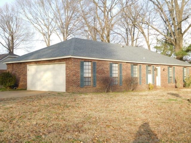 318 Easonwood Ave in Collierville, TN - Building Photo