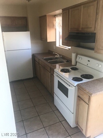 property at 4972 Larkspur St