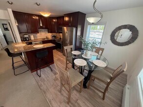 211 N Coolidge Ave in Margate City, NJ - Building Photo - Building Photo