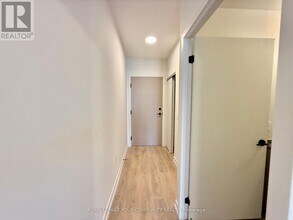 181 Sterling Rd in Toronto, ON - Building Photo - Building Photo