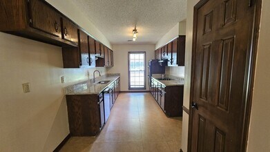6743 Amersham Dr in Memphis, TN - Building Photo - Building Photo