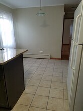 9058 N Cumberland Ave, Unit G in Niles, IL - Building Photo - Building Photo