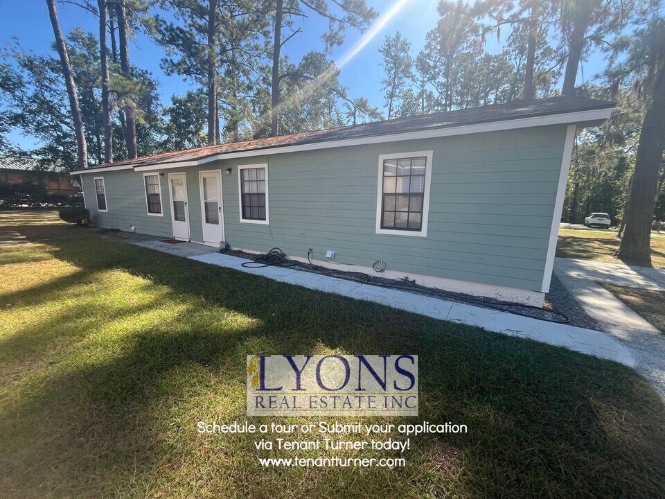 903 Greenwood Dr in Valdosta, GA - Building Photo