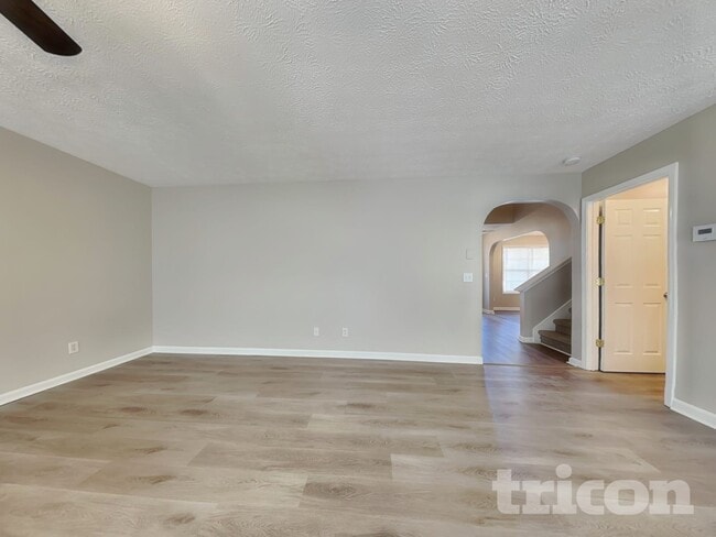 75 Christopher Dr in Hiram, GA - Foto de edificio - Building Photo