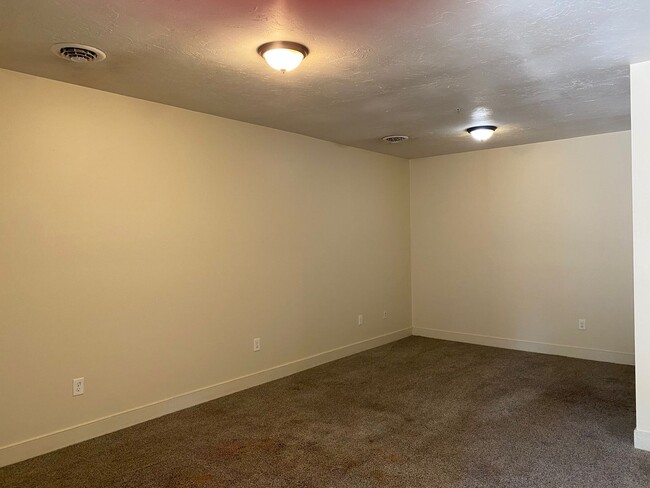 property at 301 E Weidman St