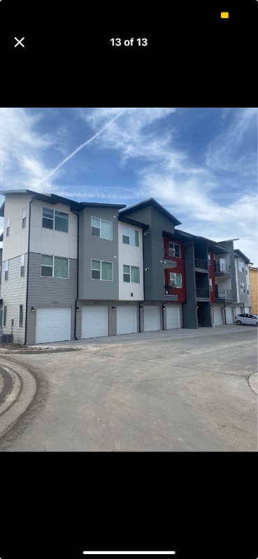 property at 462 W 40 S