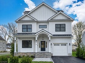 24 Lathrop Ave in Madison, NJ - Building Photo