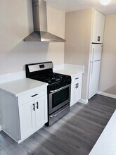 385 Vernon Dr, Unit #A in Upland, CA - Building Photo - Building Photo