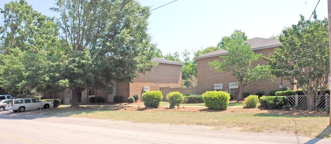 Melrose Heights in Columbia, SC - Foto de edificio - Building Photo