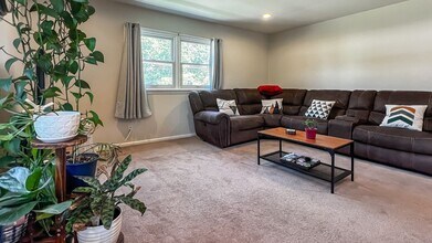 106 6th Ave in Hawthorne, NJ - Building Photo - Building Photo