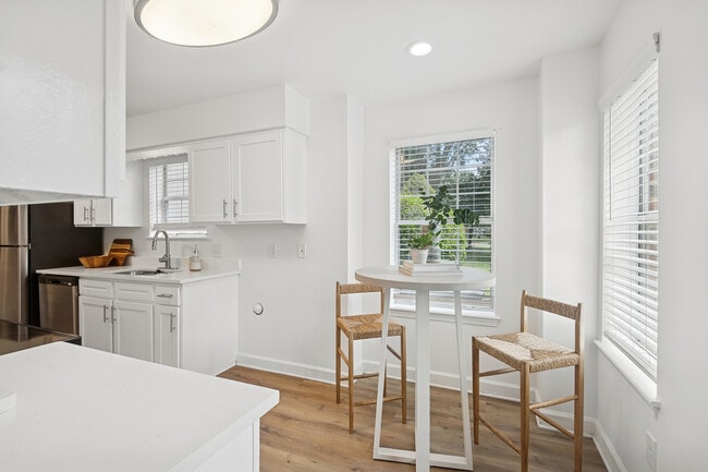 ReNew Little Creek in Norfolk, VA - Foto de edificio - Building Photo