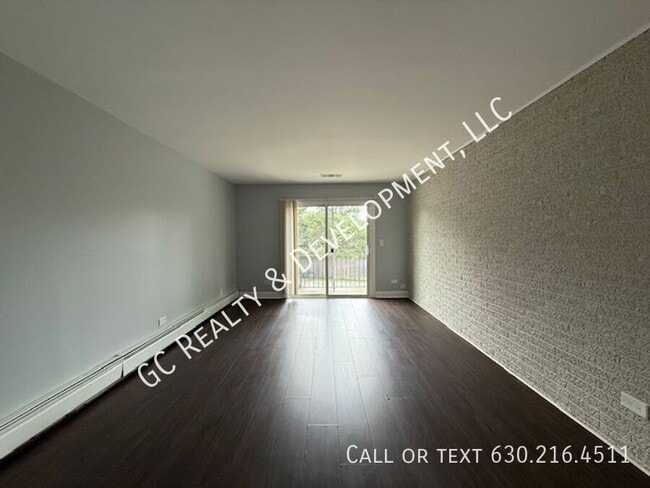 1044 S York Rd in Bensenville, IL - Building Photo - Building Photo