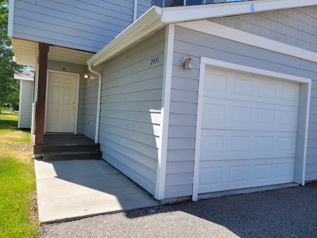 property at 2431 Daws Dr