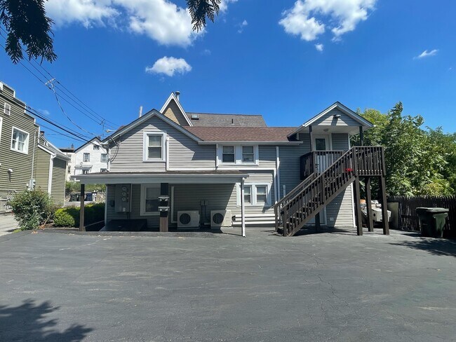 11 McCullums Ln in Highland Falls, NY - Building Photo - Building Photo