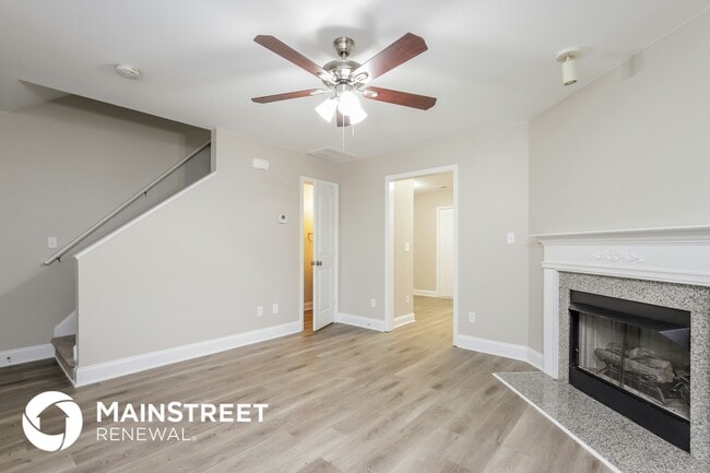 1806 Savannas Run Dr in Greensboro, NC - Building Photo - Building Photo