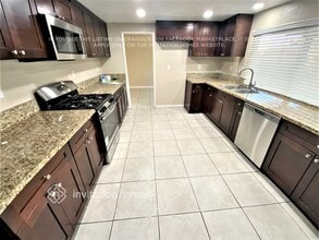 20030 Radlett Ave in Carson, CA - Building Photo - Building Photo