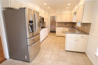 1735 Moonstone Ct in Decatur, GA - Building Photo - Building Photo