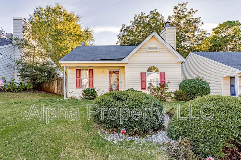 114 Creekpoint Dr in Greenville, SC - Foto de edificio
