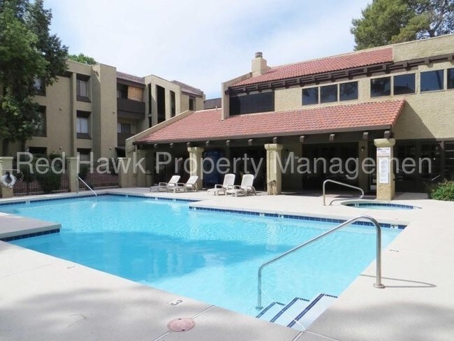 461 W Holmes Ave-Unit -372 in Mesa, AZ - Building Photo - Building Photo