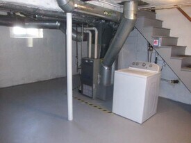 24 Spencer St, Unit 2 in Lexington, MA - Building Photo