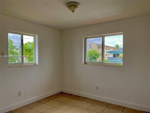 931 SW 29th Ave in Miami, FL - Building Photo - Building Photo