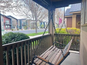 467 NW 27th St in Redmond, OR - Building Photo - Building Photo