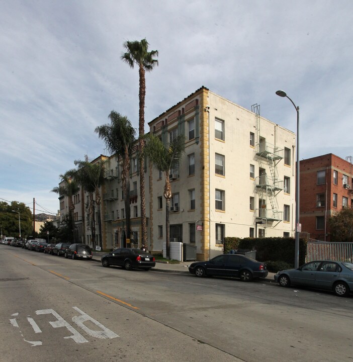 1610 N Normandie Ave in Los Angeles, CA - Building Photo