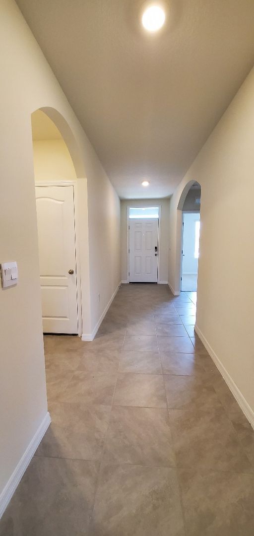 716 Squires Grove Dr in Winter Haven, FL - Building Photo - Building Photo