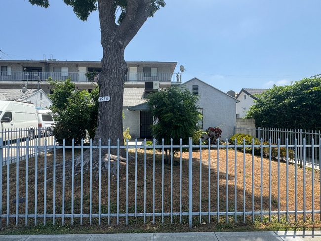 property at 1956 N Parish Pl