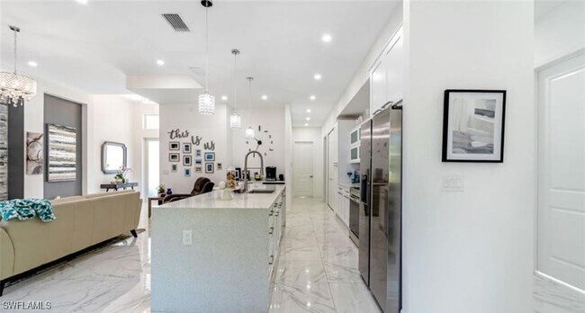 3502 40th Ave SE in Naples, FL - Building Photo - Building Photo