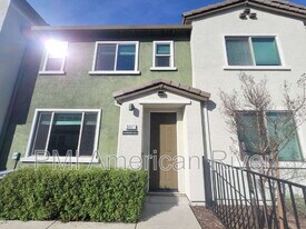 3007 Mesmerizing Walk in Sacramento, CA - Building Photo