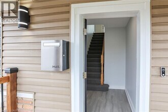 274 Margaret Ave in Hamilton, ON - Building Photo - Building Photo