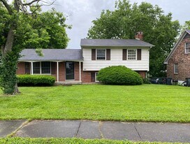 669 Bishop Dr in Lexington, KY - Building Photo
