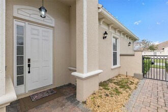 2400 Harwich Dr in Kissimmee, FL - Building Photo - Building Photo