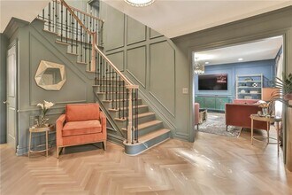 433 New Rochelle Rd in Bronxville, NY - Building Photo - Building Photo