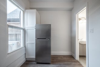 524 King St E in Hamilton, ON - Building Photo - Building Photo