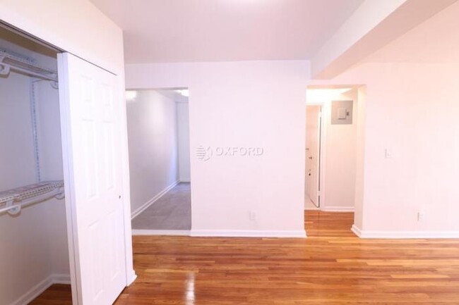 41-40 Denman St in Queens, NY - Building Photo - Building Photo