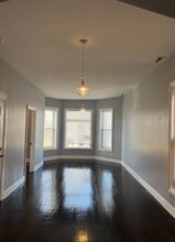 3851 W Adams St, Unit 2 in Chicago, IL - Foto de edificio - Building Photo