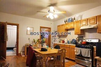 85 Brown St-Unit -1 in Waltham, MA - Building Photo - Building Photo
