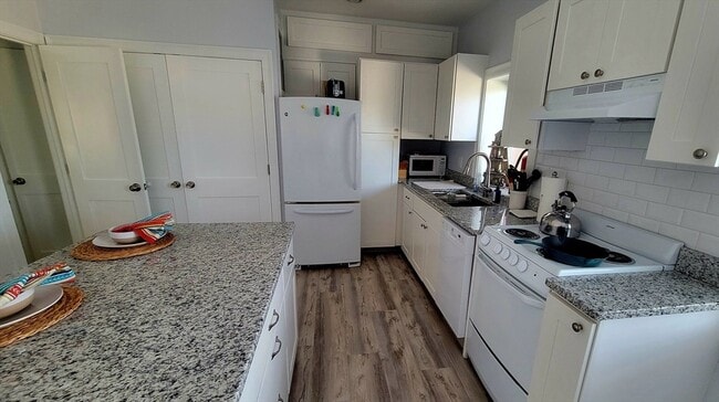 5 70th St in Newburyport, MA - Building Photo - Building Photo
